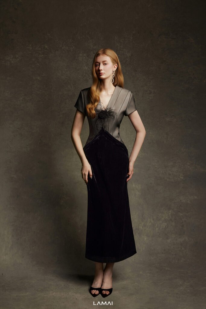 Noir Velvet V-Neck Midi Dress