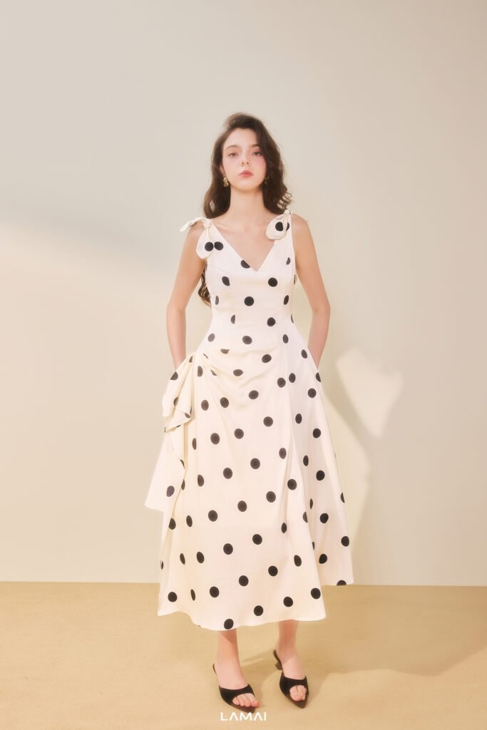 Luna V-Neck Midi Dress