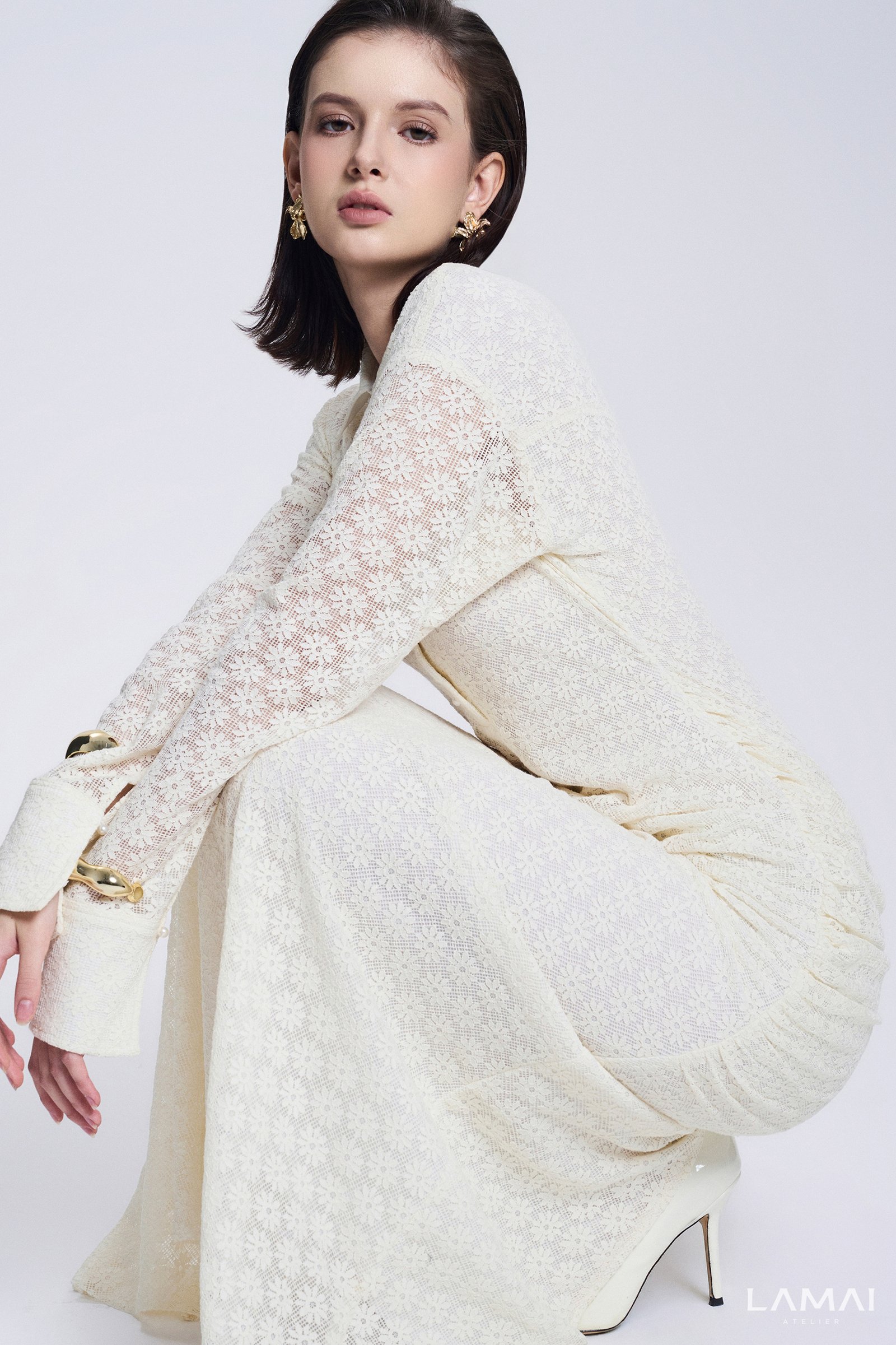 Elise Sheath Gathered Lace Maxi Dress - Image 4